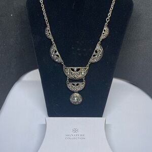 Avon Infinite Stars statement necklace 20” adjustable